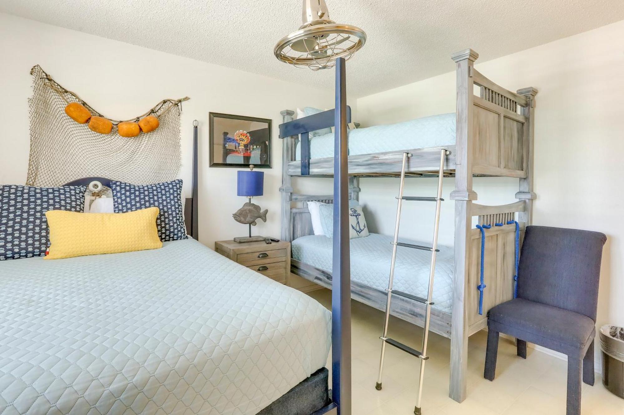 Townhome Near Beach In Galveston Furnished Patio! Exterior photo